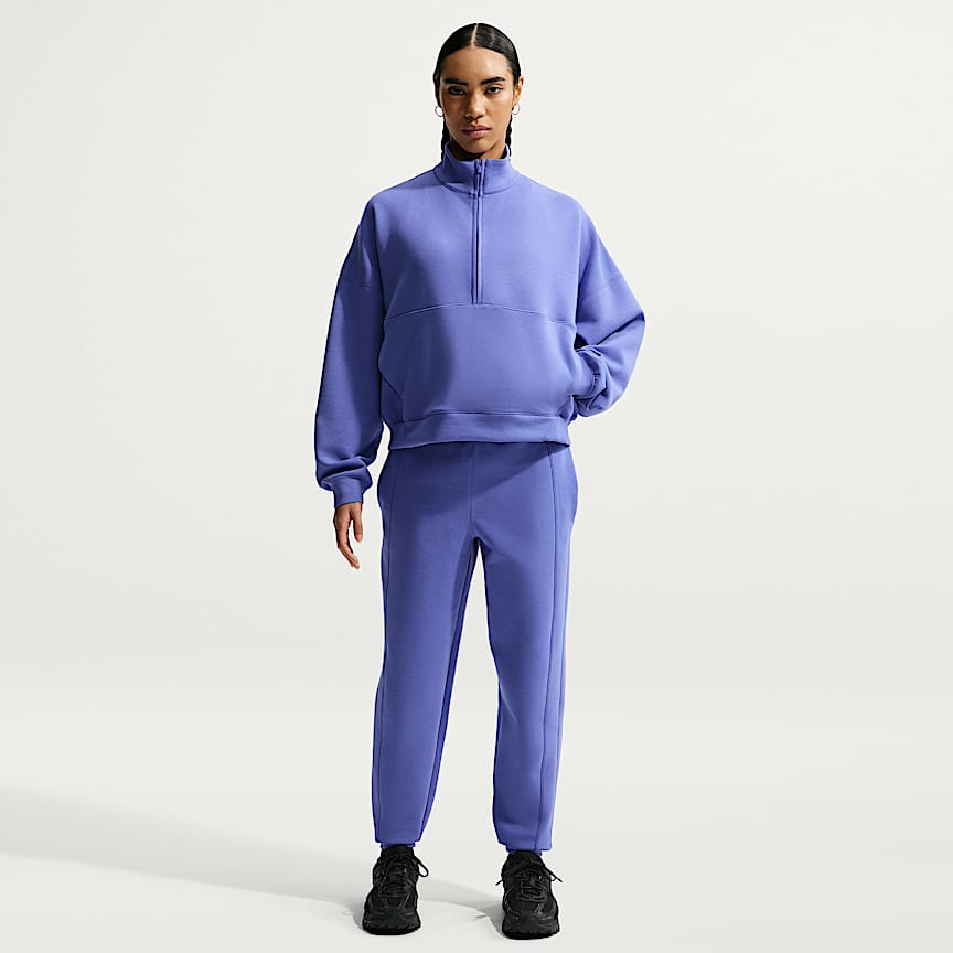 Nike 24.7 ImpossiblySoft Women's Dri-FIT Oversized 1/2-Zip Top